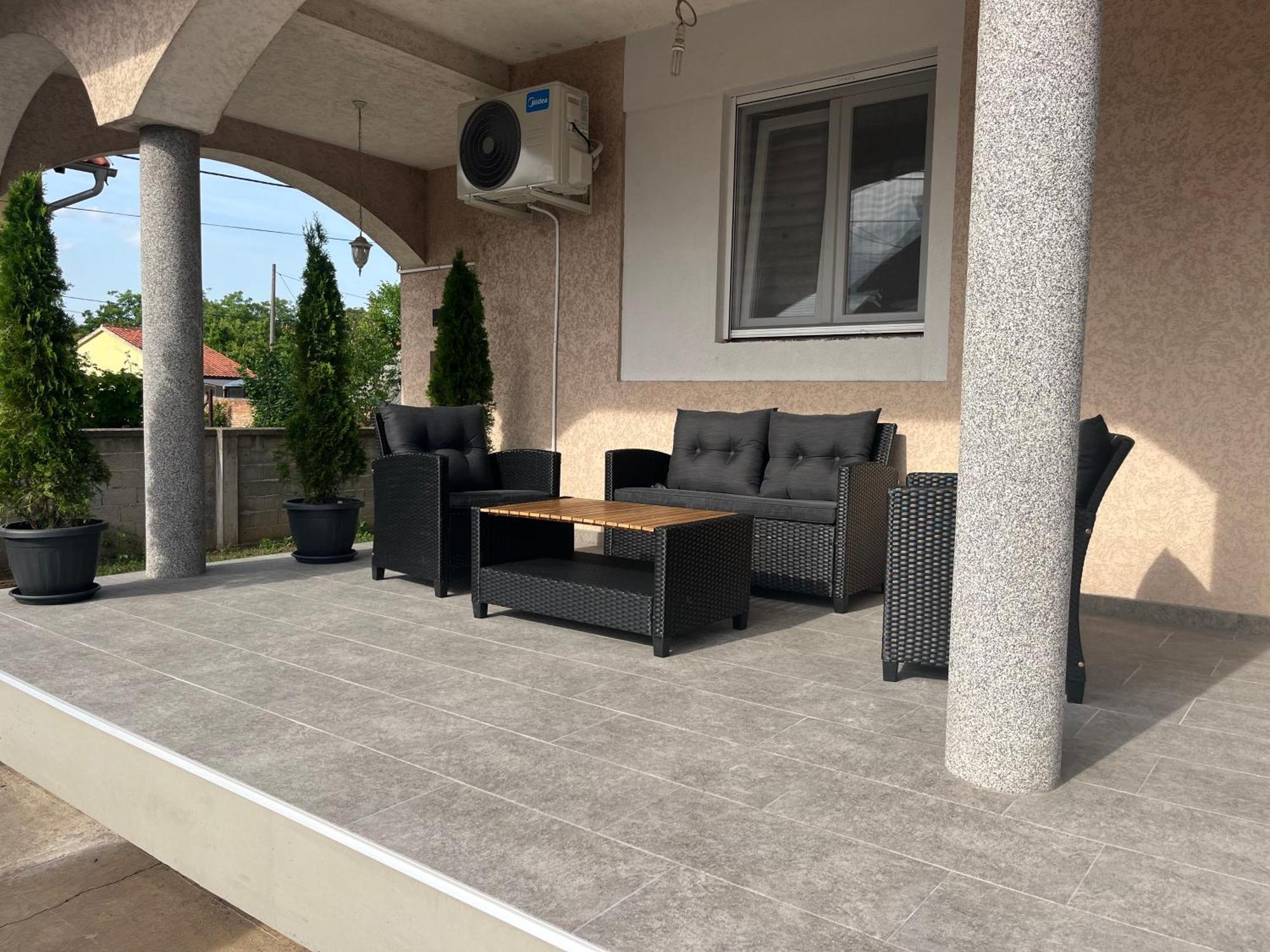 Beoair Apartments Surcin Экстерьер фото
